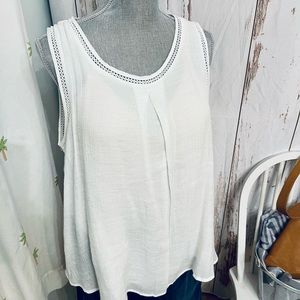 Single Thread Sheer Flowy Lightweight Tank top
